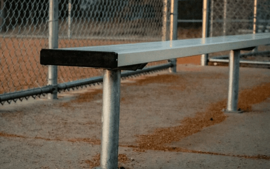 Are Aluminium Benches the Best Option for Outdoor Seating? 